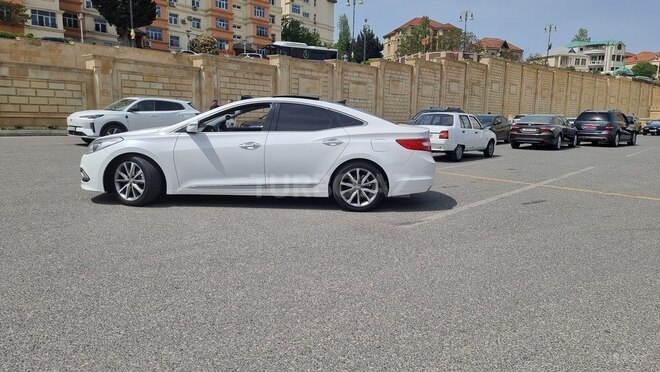 Hyundai Grandeur 2015, 183,455 km - 2.2 l - Bakı