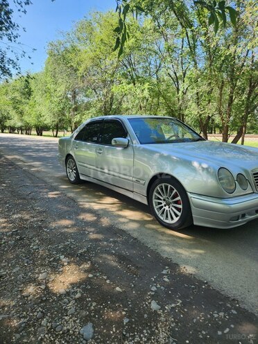 Mercedes E 240 1998, 463,111 km - 2.4 l - Şəmkir