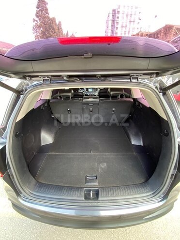 Kia Sorento-14