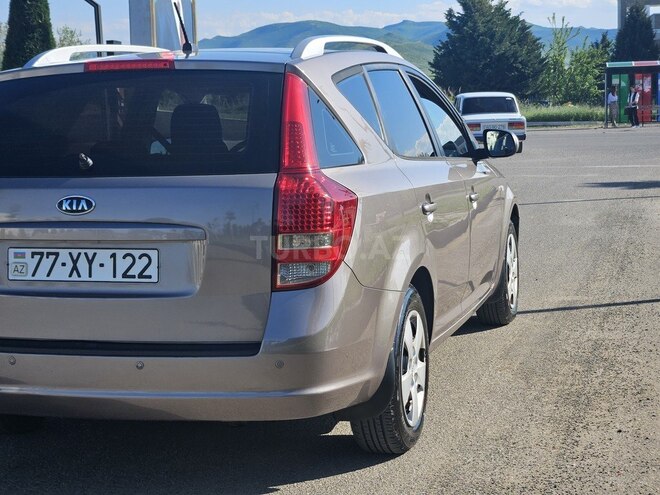 Kia Ceed 2009, 284,000 km - 1.6 л - Tovuz