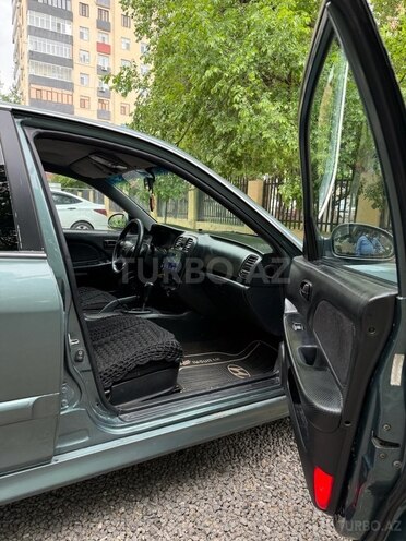 Hyundai Sonata 2003, 268,479 km - 2.0 l - Bakı