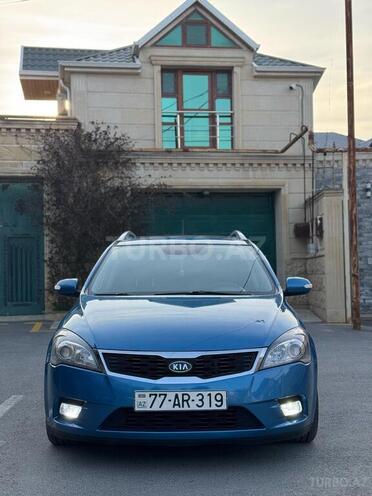 Kia Ceed 2010, 215,143 km - 1.6 л - Bakı