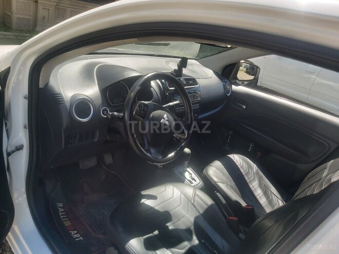 Mitsubishi Attrage 2015, 301,000 km - 1.2 l - Gəncə