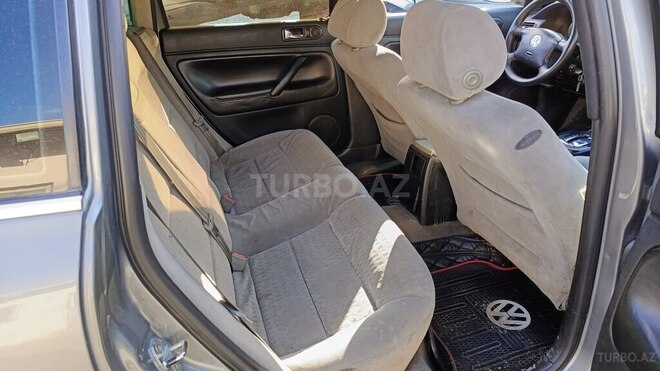 Volkswagen Passat 2001, 229,780 km - 2.0 l - Bakı