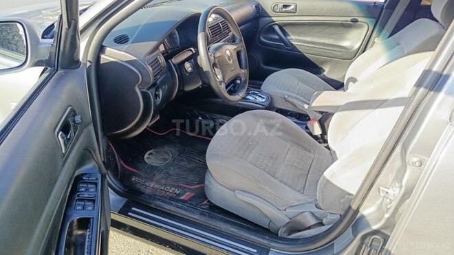 Volkswagen Passat 2001, 229,780 km - 2.0 l - Bakı