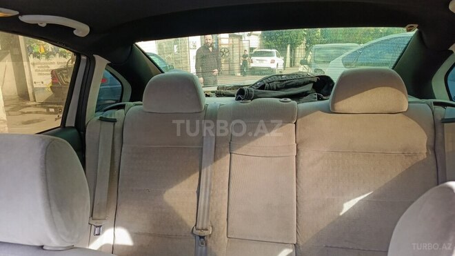 Volkswagen Passat 2001, 229,780 km - 2.0 l - Bakı