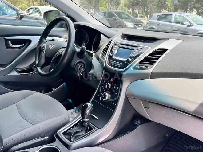 Hyundai Elantra 2015, 147,000 km - 1.8 л - Sumqayıt