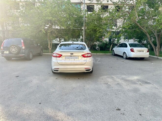 Ford Fusion (North America) 2013, 257,495 km - 2.0 л - Bakı