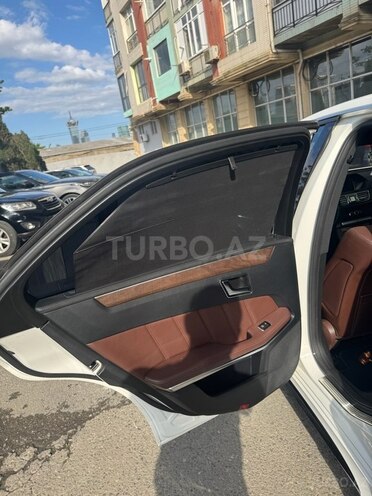 Mercedes E 350 2013, 129,000 km - 3.5 l - Bakı