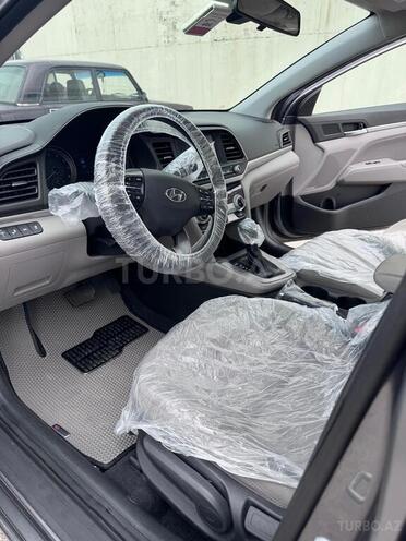 Hyundai Elantra 2019, 196,984 km - 2.0 л - Sumqayıt