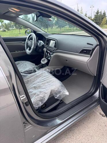Hyundai Elantra 2019, 196,984 km - 2.0 л - Sumqayıt