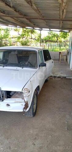 LADA (VAZ) 2107 1999, 29,330 km - 1.6 л - Salyan