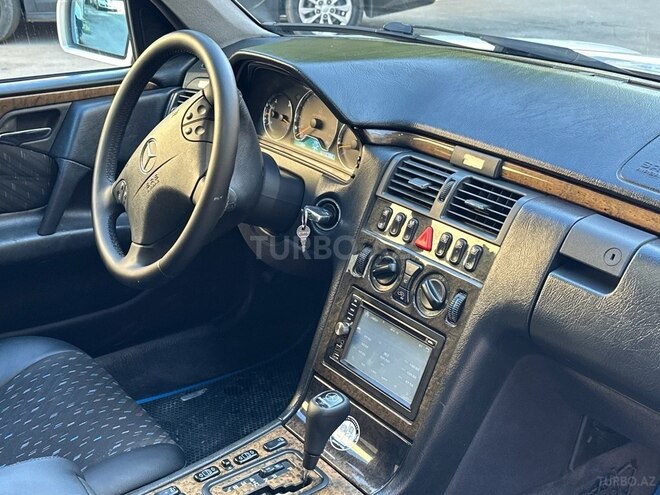 Mercedes E 280 1999, 222,222 km - 2.8 л - Bakı