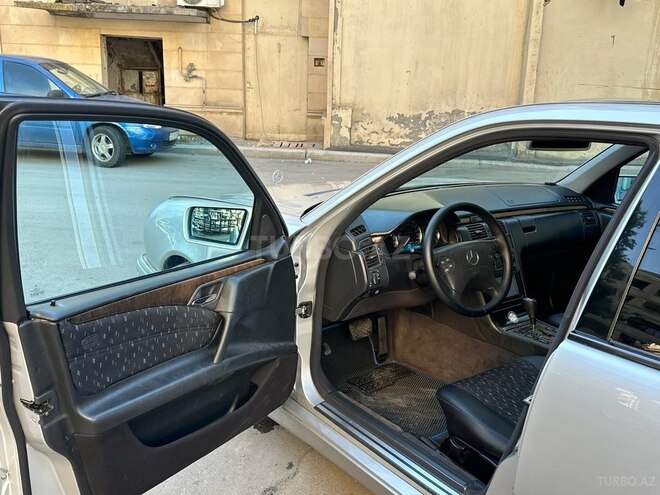 Mercedes E 280 1999, 222,222 km - 2.8 л - Bakı
