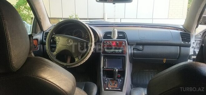 Mercedes  2000, 469,531 km - 2.3 l - Mingəçevir