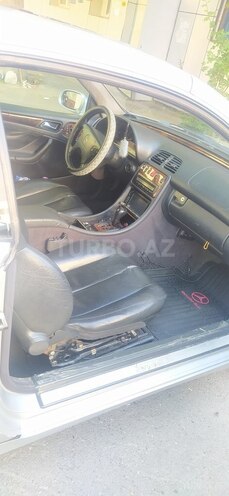 Mercedes  2000, 469,531 km - 2.3 l - Mingəçevir