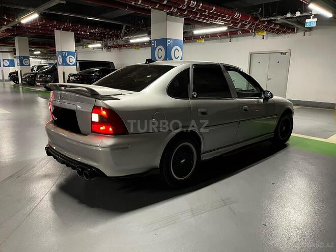 Opel Vectra 2000, 480,000 km - 1.8 l - Bakı