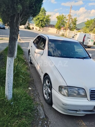Mercedes C 200 1996, 480,000 km - 2.0 l - Zaqatala