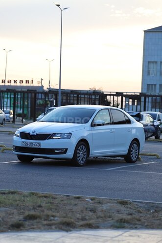Skoda Rapid 2019, 151,000 km - 1.6 л - Bakı
