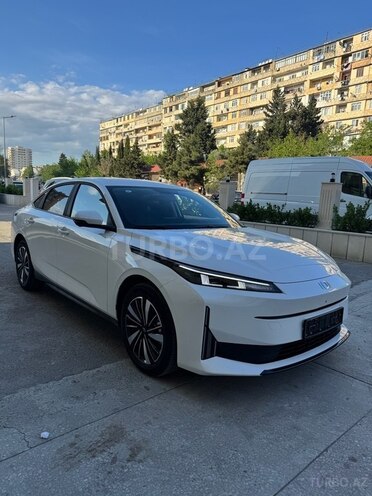 Changan Qiyuan A05 2025, 8,500 km - 1.5 л - Bakı