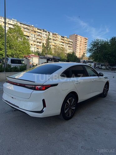 Changan Qiyuan A05 2025, 8,500 km - 1.5 л - Bakı