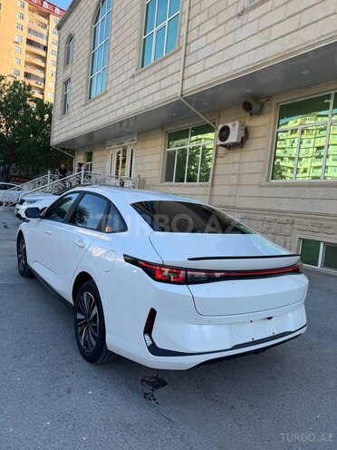 Changan Qiyuan A05 2025, 8,500 km - 1.5 л - Bakı