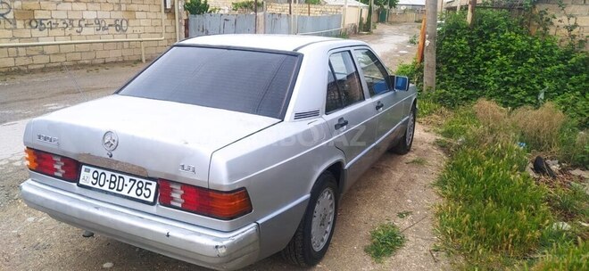Mercedes 190 1993, 270,000 km - 1.8 л - Bakı