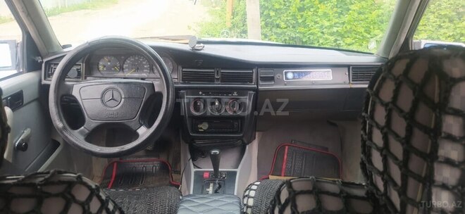 Mercedes 190 1993, 270,000 km - 1.8 л - Bakı