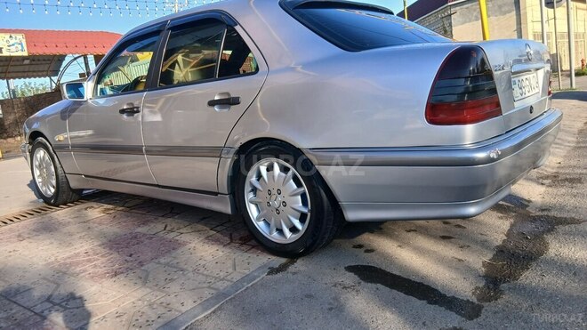 Mercedes C 220 d 1999, 378,000 km - 2.2 l - Ağcabədi