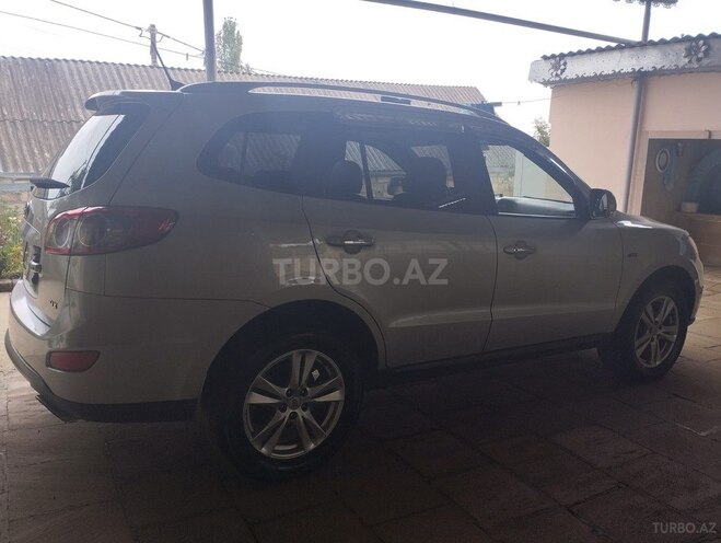 Hyundai Santa Fe 2009, 271,000 km - 2.0 l - Şamaxı