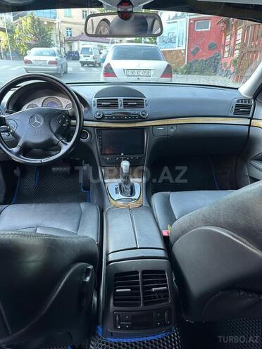 Mercedes E 240 2004, 300,000 km - 2.4 l - Bakı