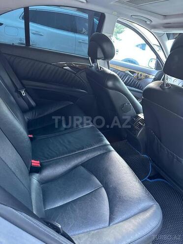 Mercedes E 240 2004, 300,000 km - 2.4 l - Bakı