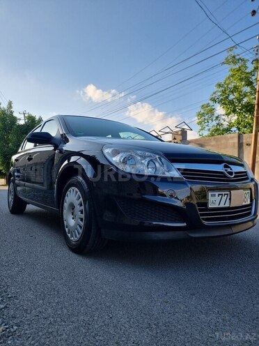 Opel Astra 2009, 201,847 km - 1.4 l - Göyçay