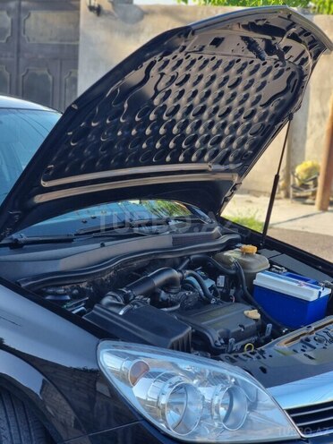 Opel Astra 2009, 201,847 km - 1.4 l - Göyçay