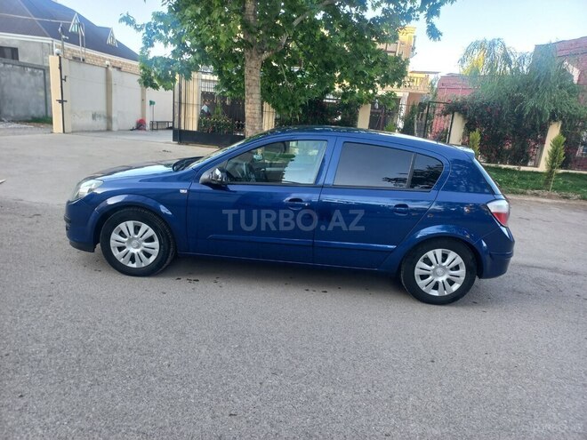 Opel Astra 2006, 160,000 km - 1.4 l - Gəncə