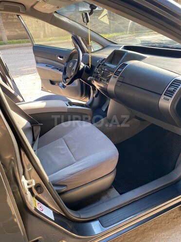 Toyota Prius 2007, 260,000 km - 1.5 l - Salyan