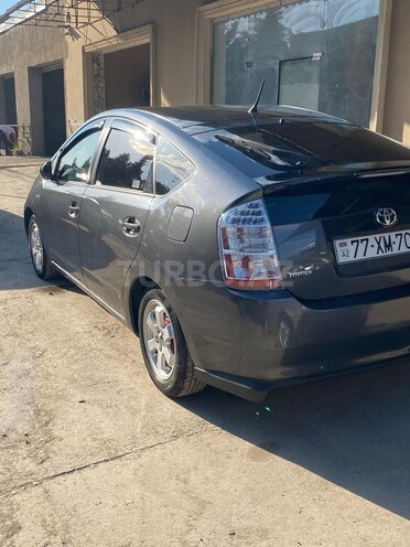 Toyota Prius 2007, 260,000 km - 1.5 l - Salyan