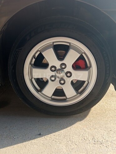Toyota Prius 2007, 260,000 km - 1.5 l - Salyan