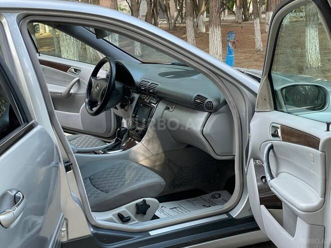 Mercedes C 240 2002, 349,542 km - 2.4 l - Bakı