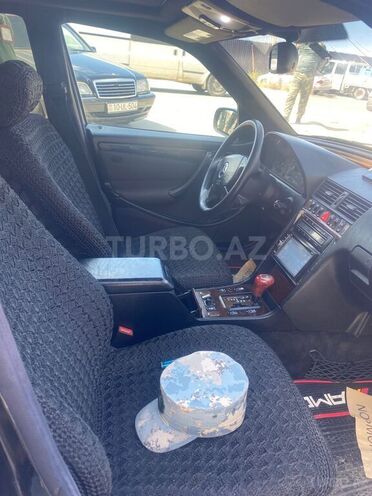 Mercedes C 220 d 1999, 300,000 km - 2.2 l - Bakı