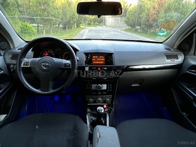Opel Astra 2005, 319,000 km - 1.4 l - Bakı