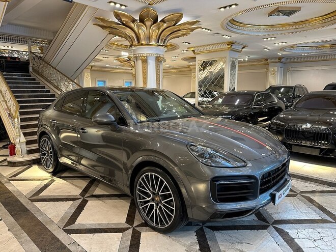 Porsche Cayenne Coupe-3