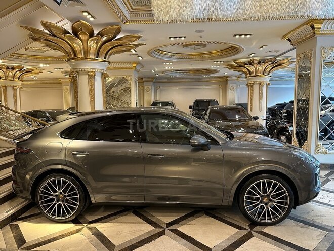 Porsche Cayenne Coupe-6