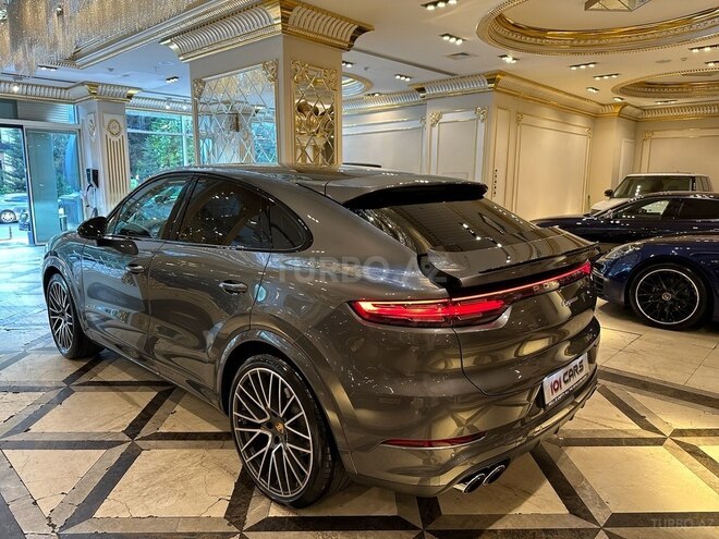 Porsche Cayenne Coupe-7