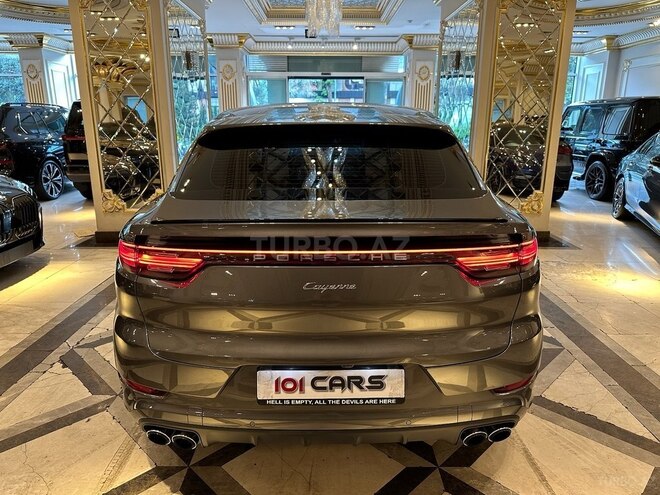 Porsche Cayenne Coupe-9