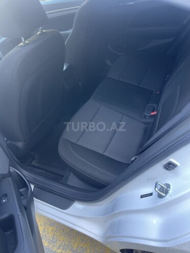 Hyundai Elantra 2017, 120,701 km - 2.0 l - Bakı