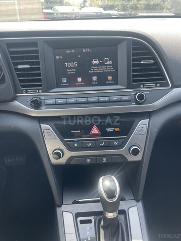 Hyundai Elantra 2017, 120,701 km - 2.0 l - Bakı