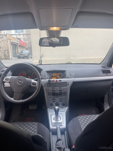 Opel Astra 2009, 280,000 km - 1.4 l - Bakı