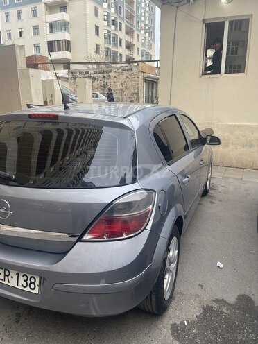 Opel Astra 2009, 280,000 km - 1.4 l - Bakı
