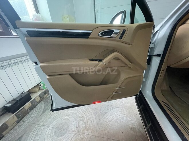 Porsche Cayenne 2012, 140,000 km - 3.6 л - Bakı